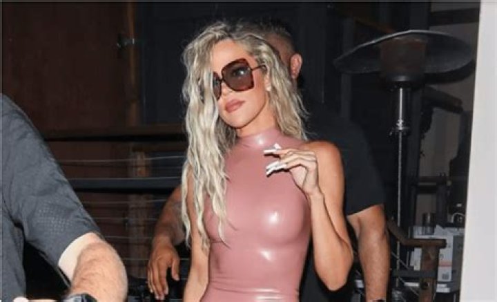 Khloe Kardashian copied the image of Kim Kardashian