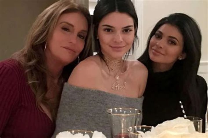 KUWK: Kendall And Kylie Sweetly Welcome Caitlyn Jenner Home With A Balloon Display After Seemingly Snubbing Her On I’m A Celebrity!
