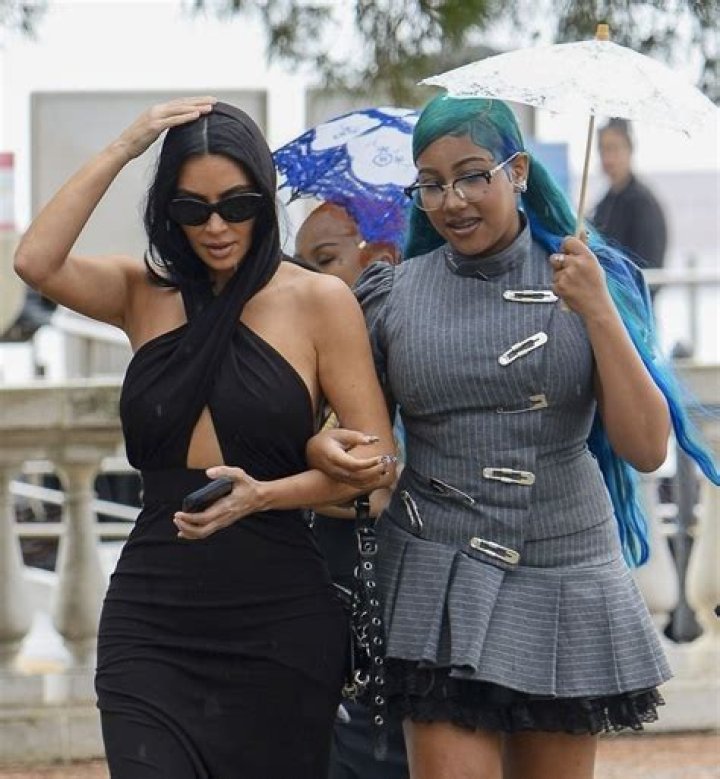 KUWTK: Kourtney Kardashian Has Been Helping Sister Kim Amid Her And Kanye West’s Marital Problems – Here’s How!