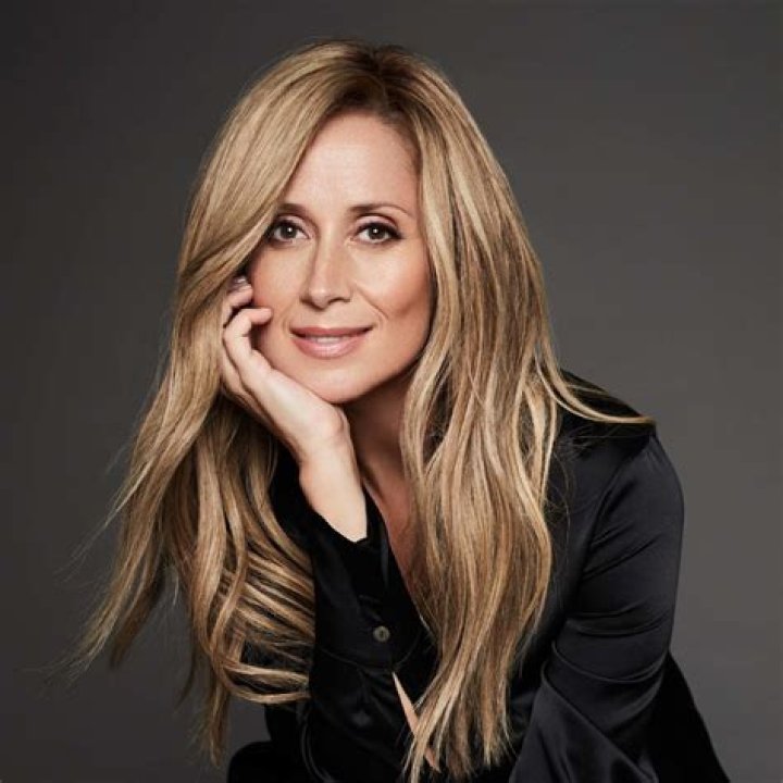 Lara Fabian Biography - Facts, Childhood, Family Life & Achievements