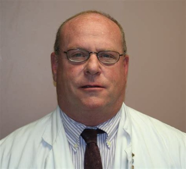 Dr. Larry Field, MD – Jackson, MS