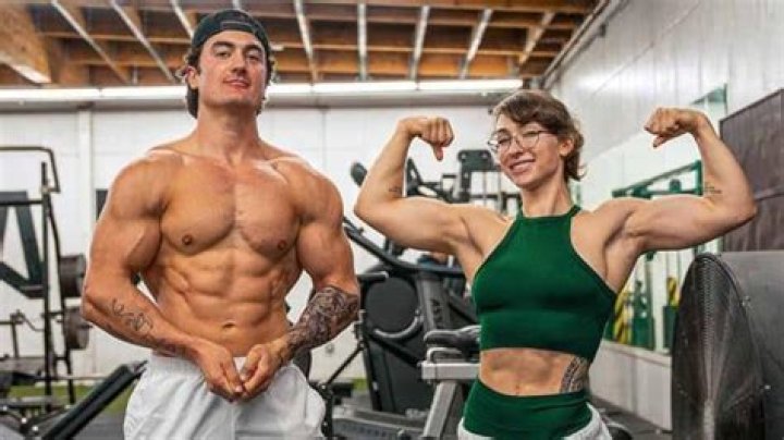 LeanBeefPatty Bio, Wiki, Age, Height, Boyfriend, Name, TikTok, Abs, and Net Worth