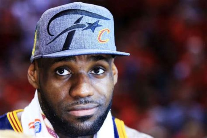 LeBron James Upset That Lori Loughlin Can Reportedly Choose Her Prison