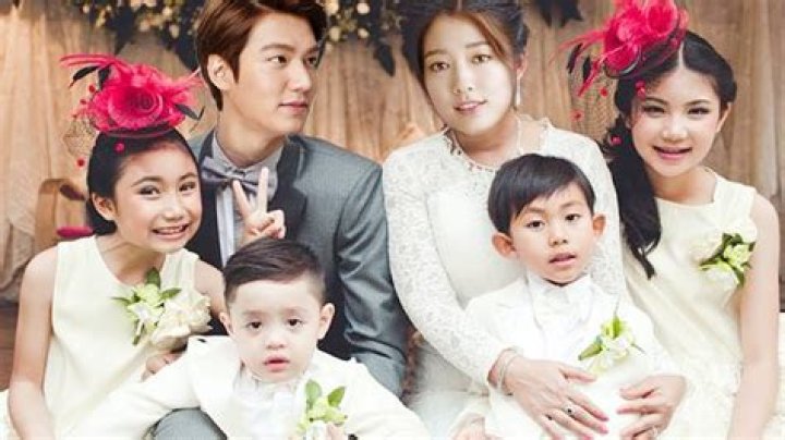 Lee Min Ho Family Background