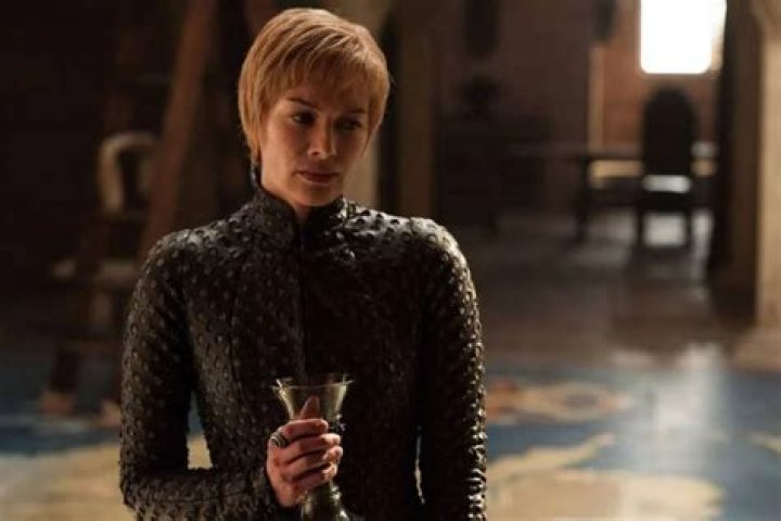 Lena Headey Slammed For Not Wearing Makeup – The ‘Game Of Thrones’ Star Shoots Back!