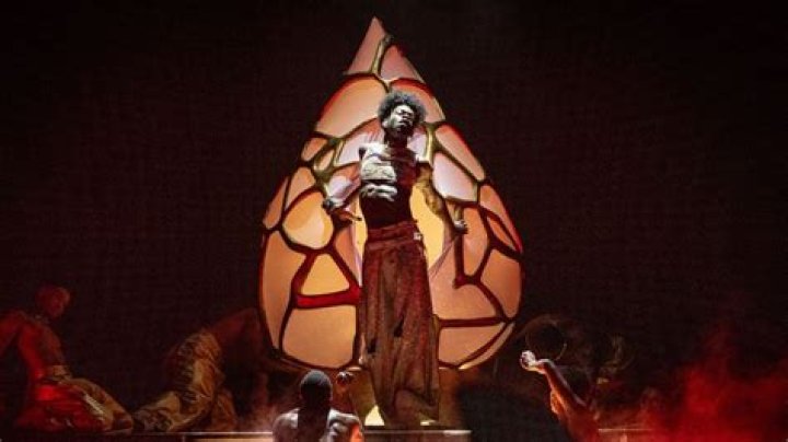 Lil Nas X wins Halloween paying homage to one of Nickelodeon’s spookiest villains