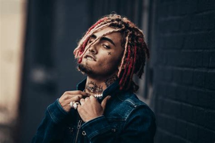 Lil Pump’s Fans Freak Out After The Rapper Posts A Seemingly Suicidal Message On Social Media