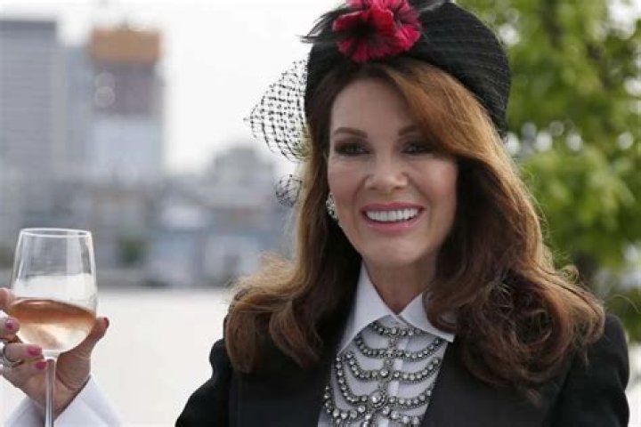 Lisa Vanderpump To Leave RHOBH? – The Truth!