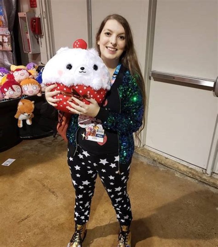 Lizzy Hofe Biography - Facts, Childhood, Family Life & Achievements