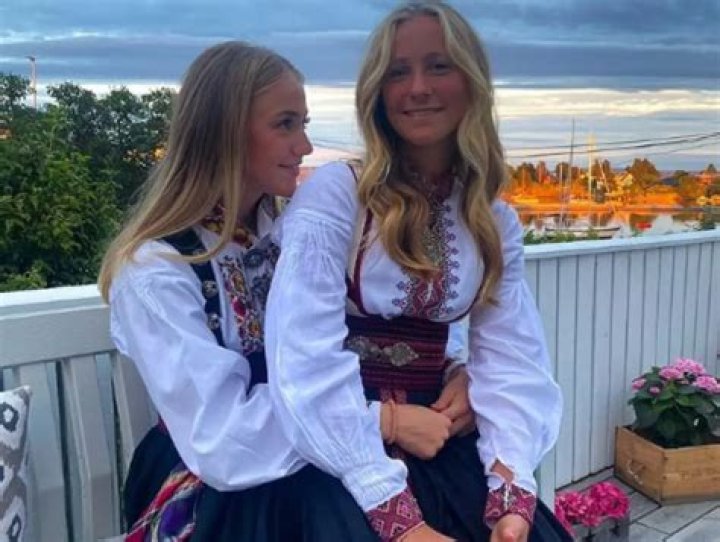 Sarah Gohmert, Caroline Gohmert, Katy Gohmert