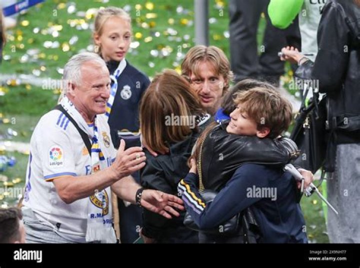 Luka Modrić parents: Radojka Modrić, Stipe Modrić