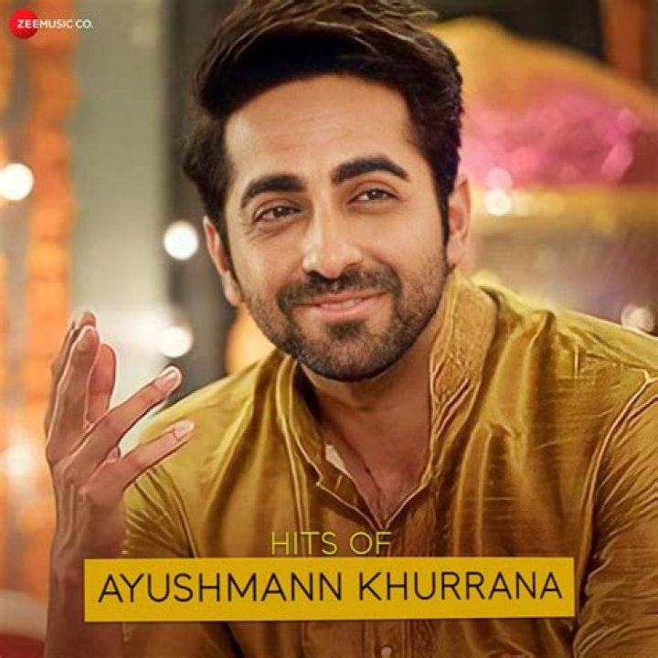 Lyrics & Translations of Main Rang Sharbaton Ka Reprise by Arijit Singh |