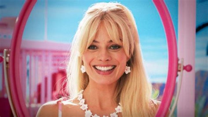 Margot Robbie Reveals How She Really Felt About The Leaked Set Pictures Of Barbie While On Jimmy Fallon’s Show