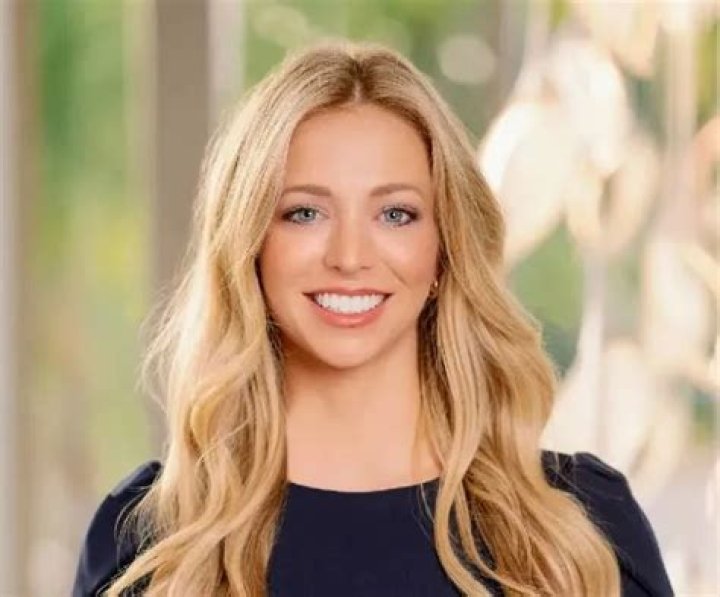 Dr. Maria Lockhart, MD – West Islip, NY