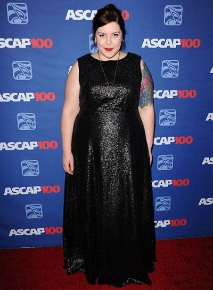 Mary Lambert Body Measurements Height Weight Bra Shoe Size Age Facts Bio