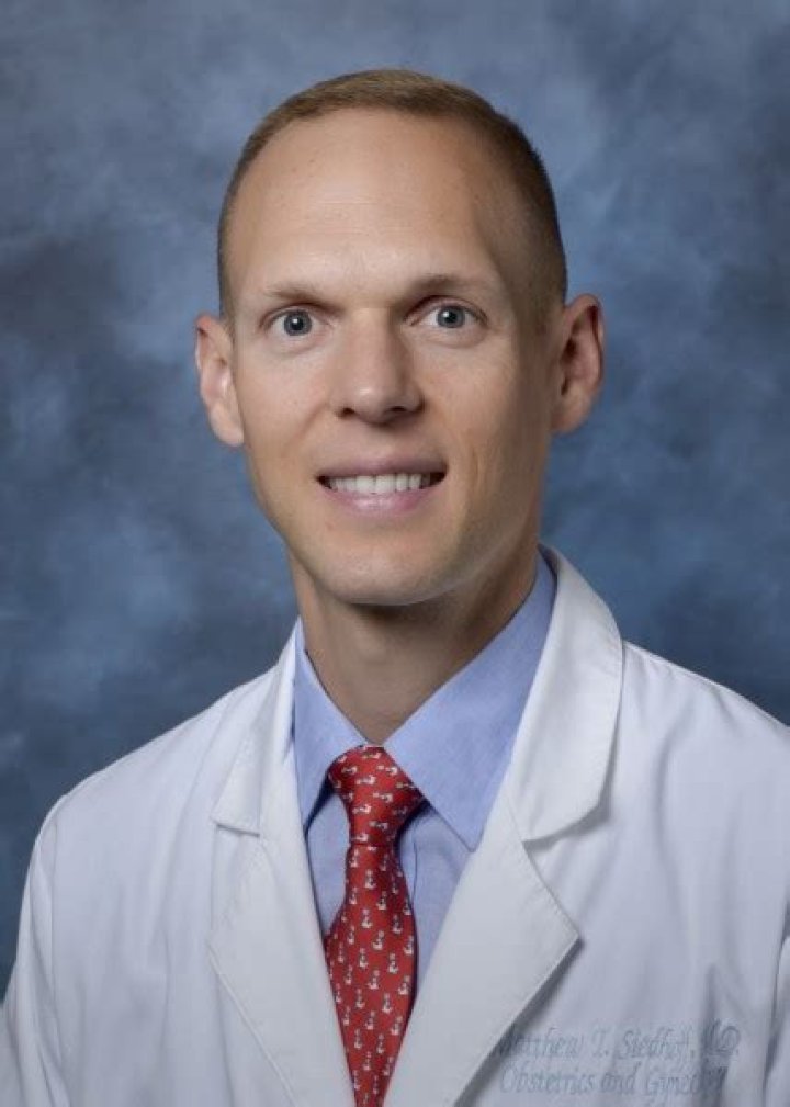 Dr. Matthew Siedhoff, MD – Los Angeles, CA