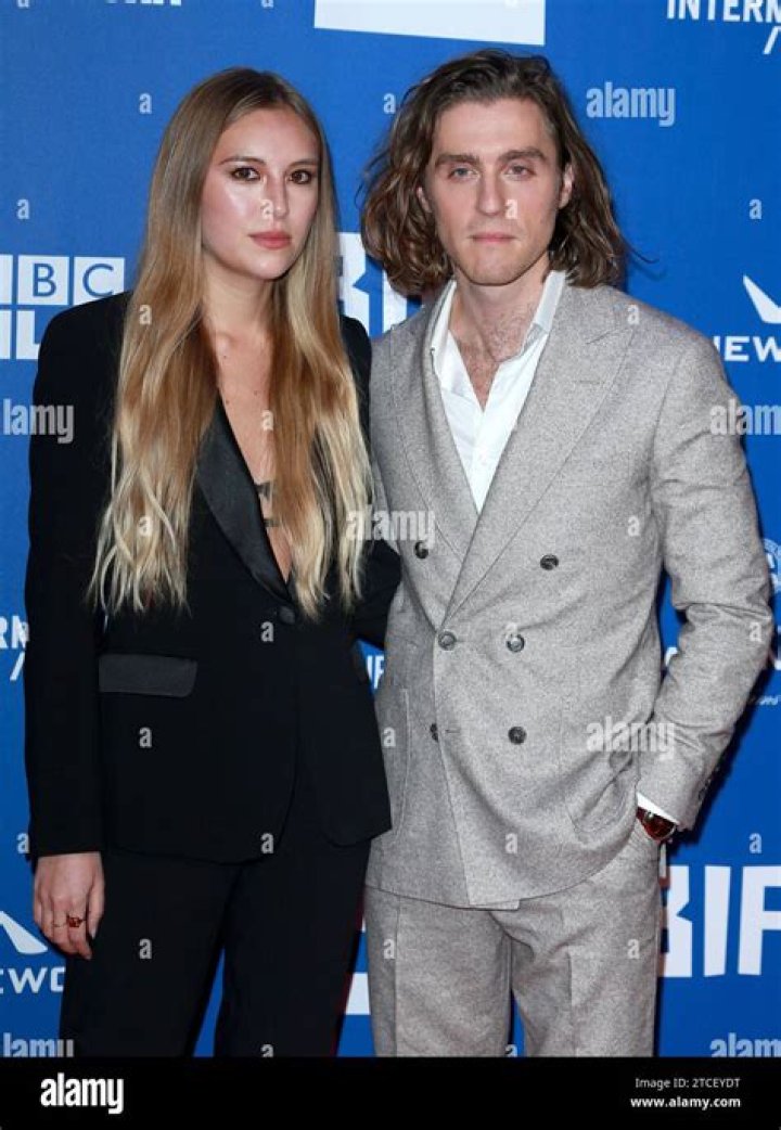Meet Jack Farthing Girlfriend- Is He Married?