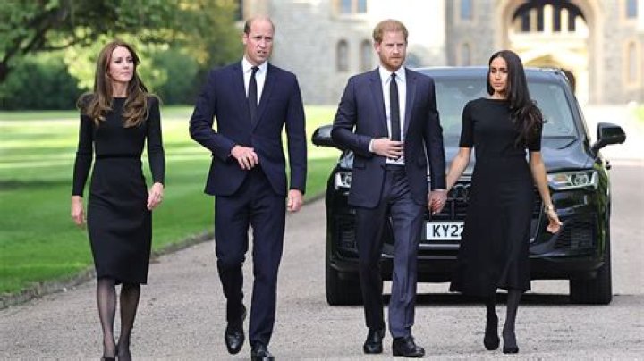 Meghan Markle And Prince Harry Unfollow Prince William And Kate Middleton – Here’s Why!