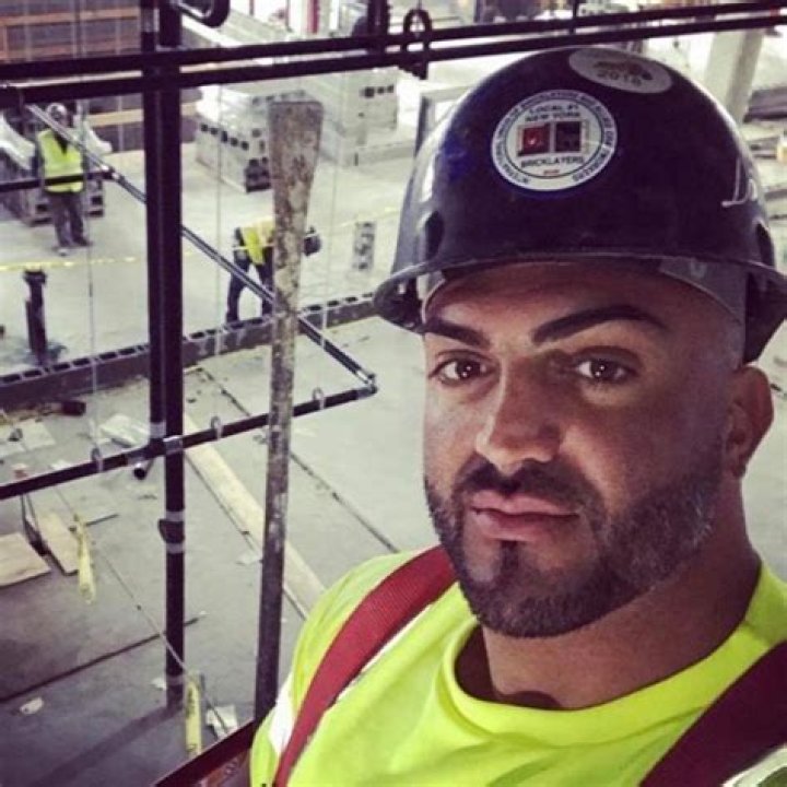 Michael Eyebrows Guerriero Height, Weight, Net Worth, Age, Birthday, Wikipedia, Who, Instagram, Biography