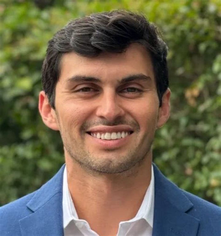 Dr. Michael Valladares, DO – Miami, FL