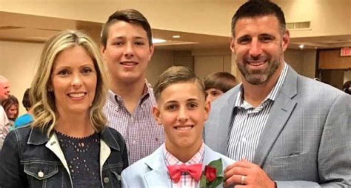 
Mike Vrabel is Married to Wife: Jen Vrabel. Kids 