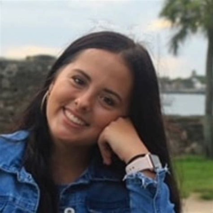 Missing; Breanna Miller, Neuqua Valley Student is missing -Help Find Her