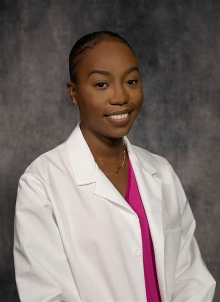 Dr. Mitchell Moos, MD – Canyonville, OR