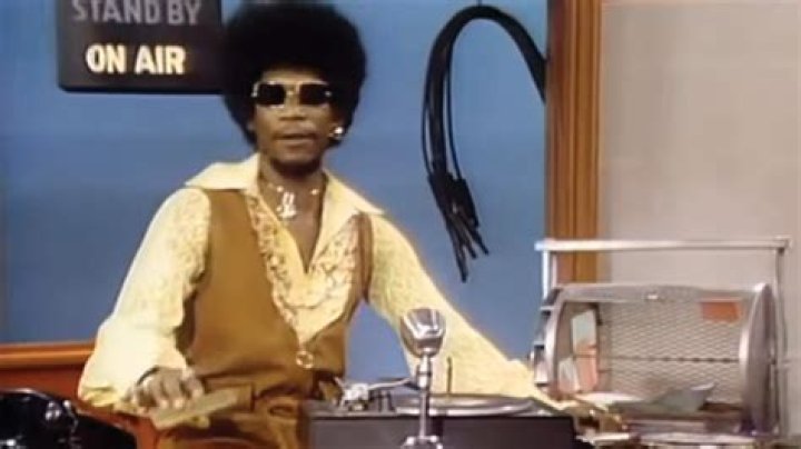 Morgan Freeman once had fans throw his autograph ‘on the floor’ after a hand cramp-inducing signing