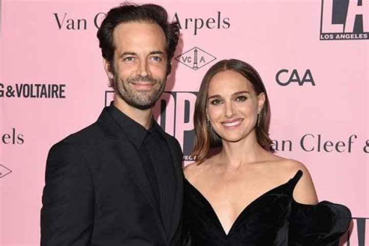 Does Natalie Portman have brothers and sisters?