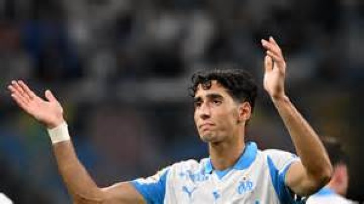 Nayef Aguerd family, wife, children, parents, siblings