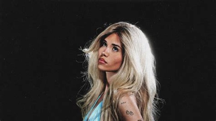 Nessa Barrett Biography - Facts, Childhood, Family Life & Achievements