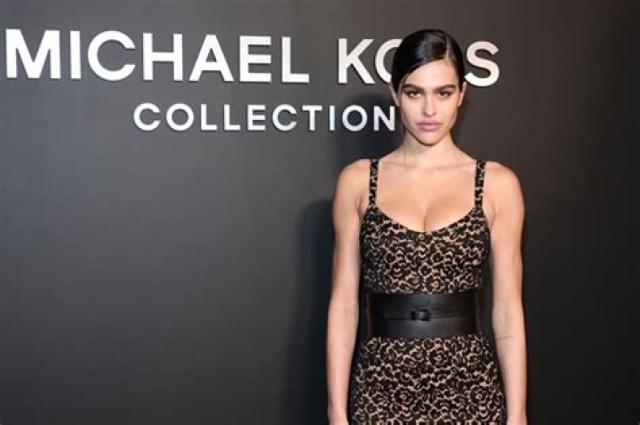 Amelia Hamlin in Bathing Suit Has a “Tender Moment” — Celebwell