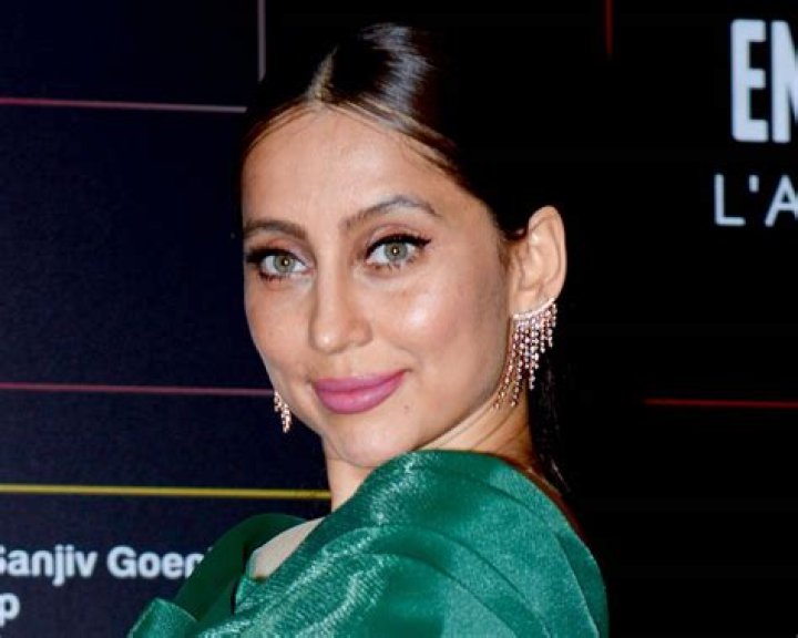 Anusha Dandekar in Bathing Suit Goes 