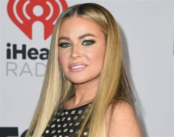 Carmen Electra in Bathing Suit Says 