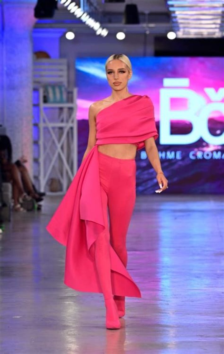 Caroline Derpienski in Bathing Suit Shares 