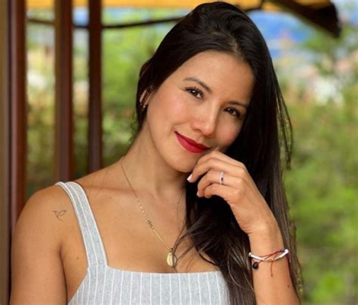 Caterin Escobar in Bathing Suit Says 