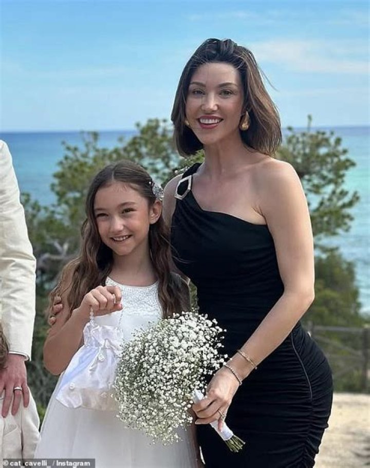 Jude Law's Daughter Iris Shares Bikini Photo From Beach — Celebwell