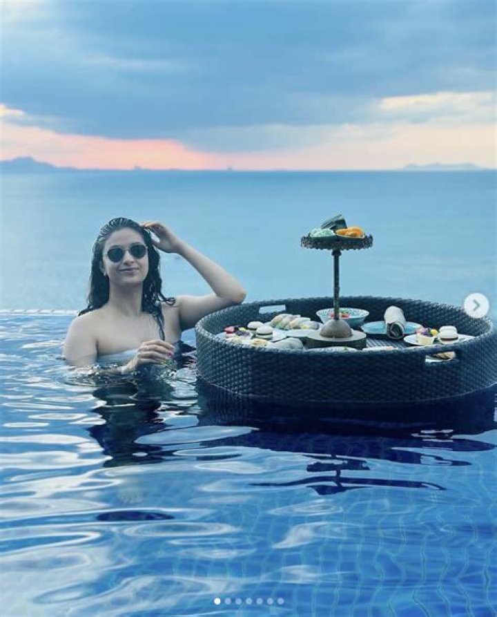 Keerthy Suresh in Bathing Suit Enjoys 