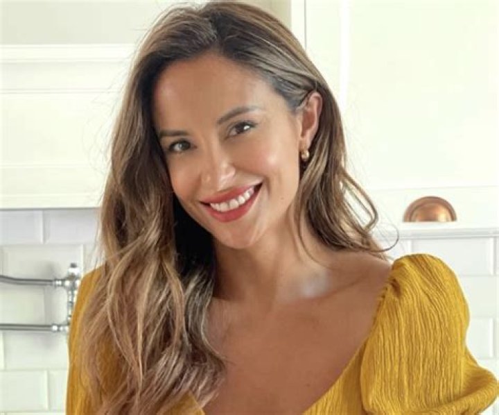 Lourdes Sánchez in Bathing Suit Says 