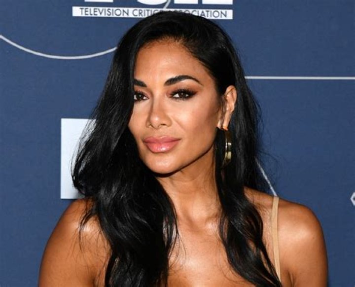Nicole Scherzinger in Bathing Suit is “Home”  — Celebwell