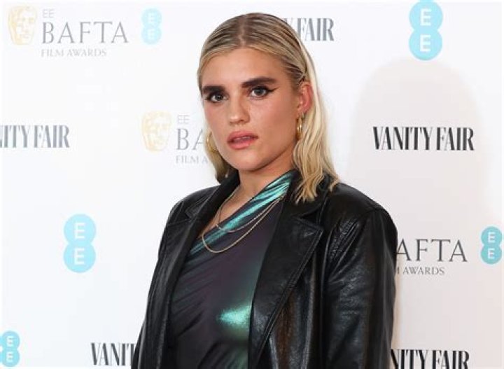 Tigerlily Taylor in Bathing Suit Has an 