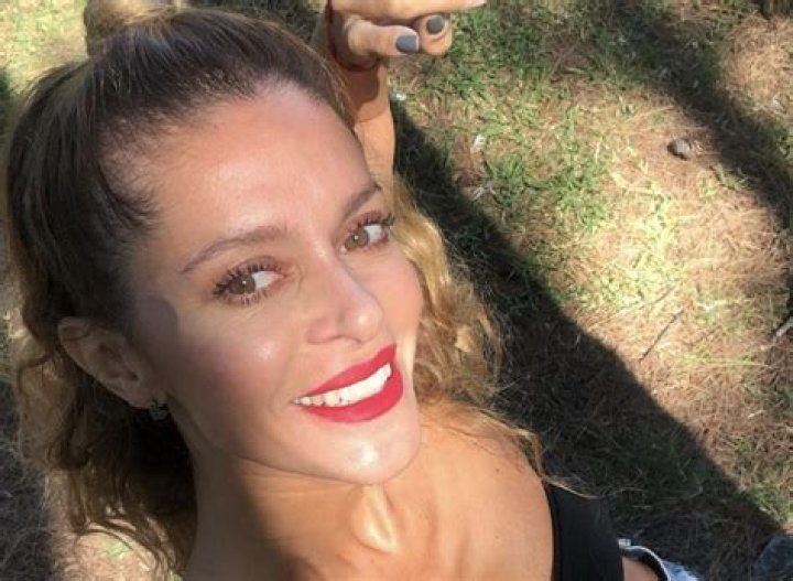 Vanina Escudero in Bathing Suit Says 