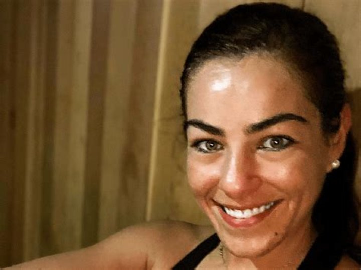 Veronica Rodriguez in Bathing Suit Says 