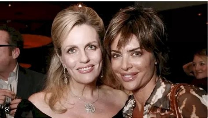 Obituary | Lisa Rinna’s Sister, Laura Rinna Cause of Death , How Did She Die?