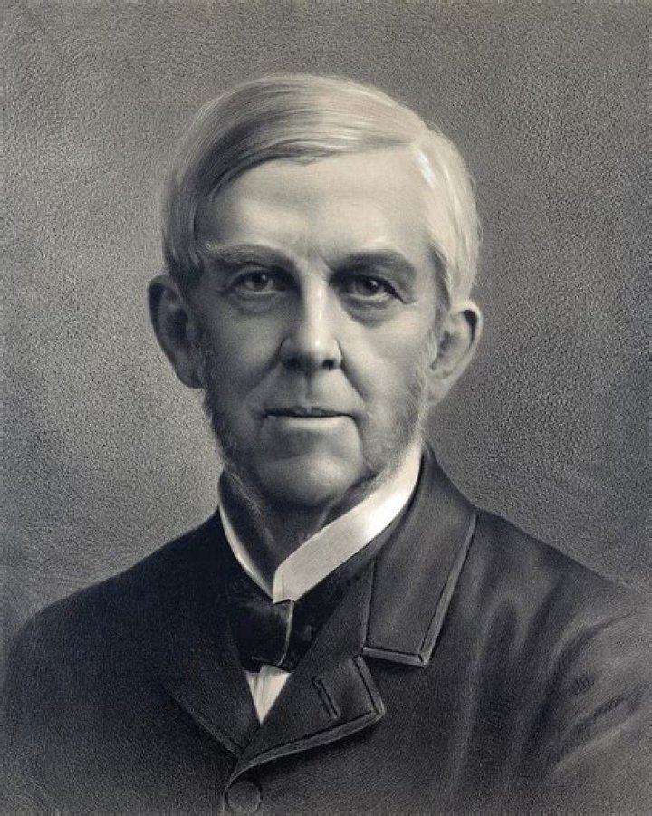 Oliver Wendell Holmes Biography - Facts, Childhood, Family Life & Achievements