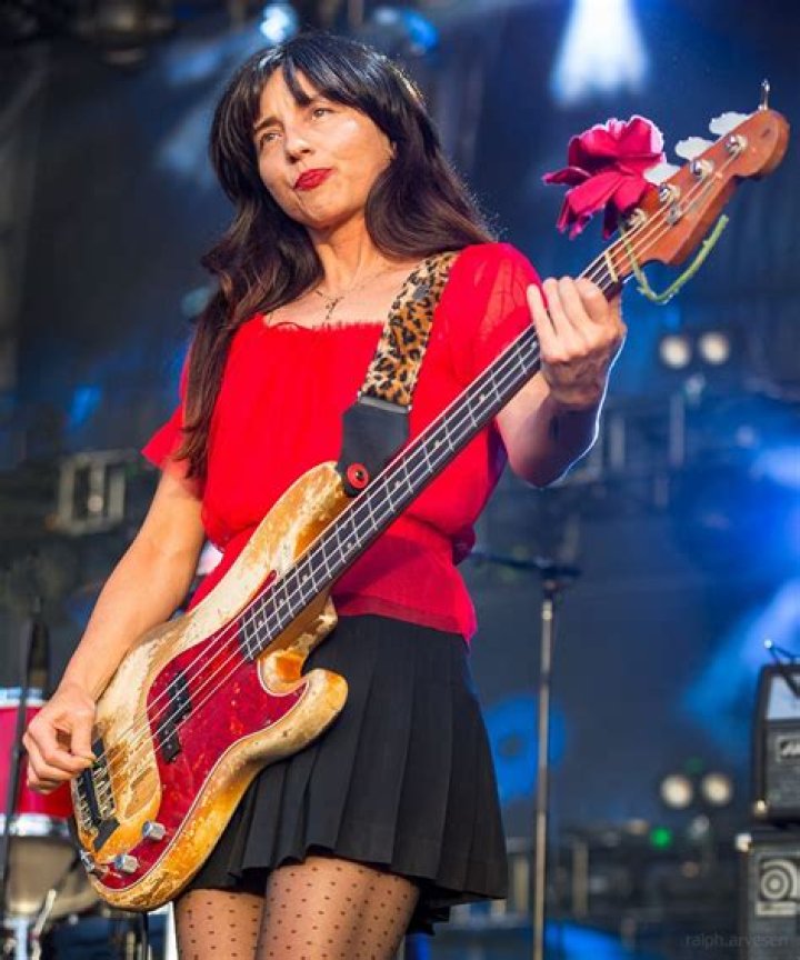 Paz Lenchantin Biography - Facts, Childhood, Family Life & Achievements