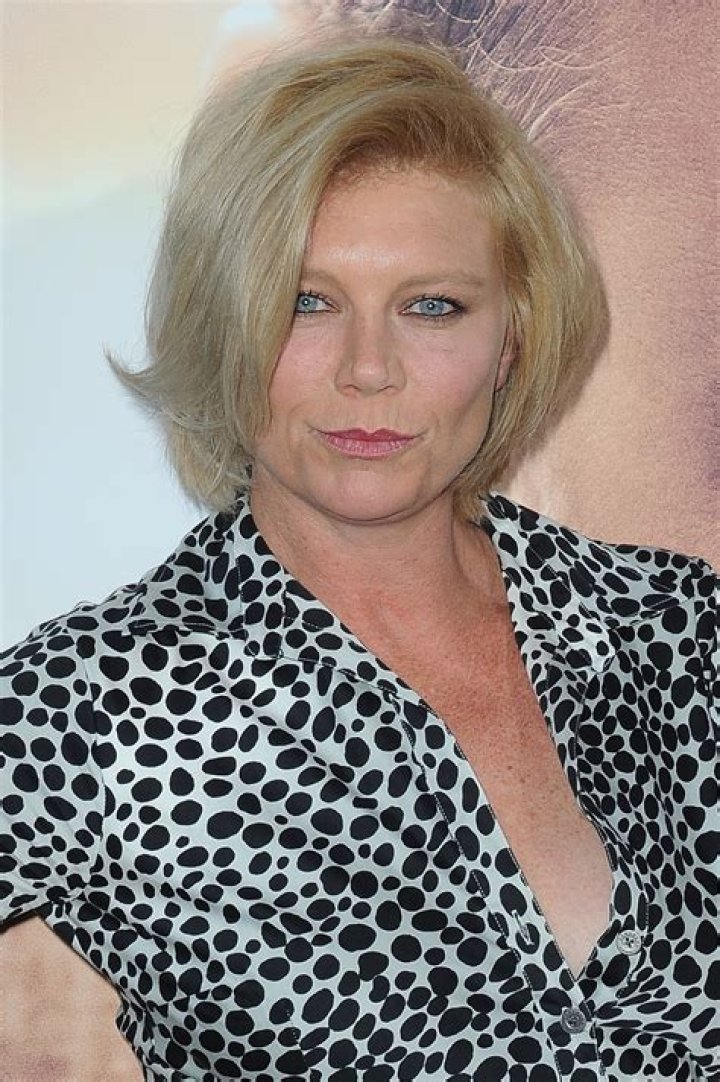 Peta Wilson - Bio, Facts, Family Life of Australian Actress & Model