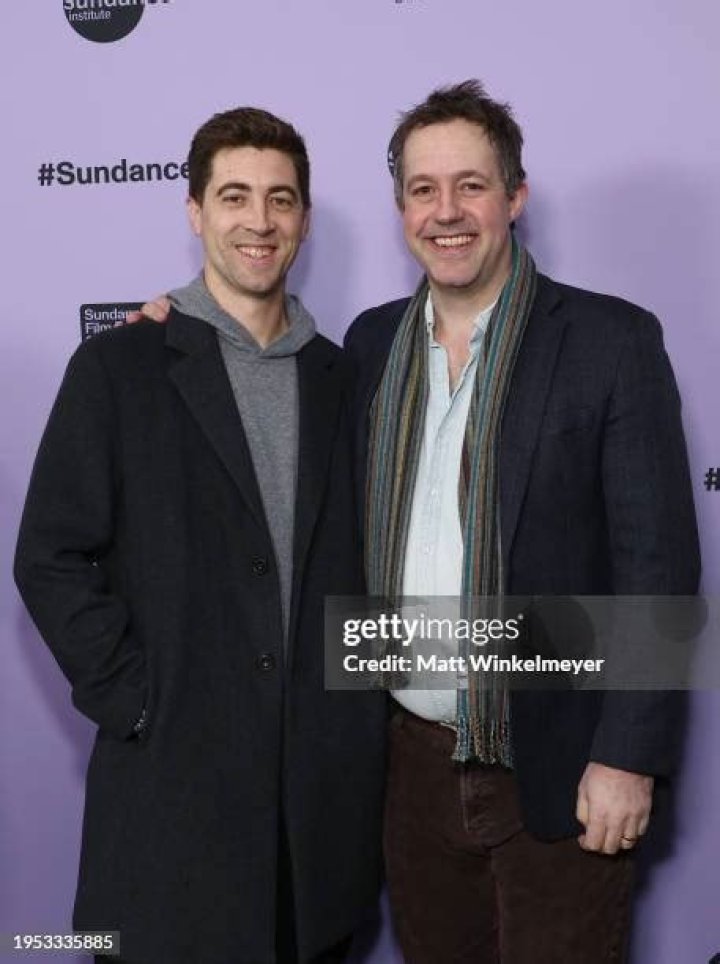 Peter Cambor NCIS, Biography, Age, Parents, Wife, Gay, Suits, and height