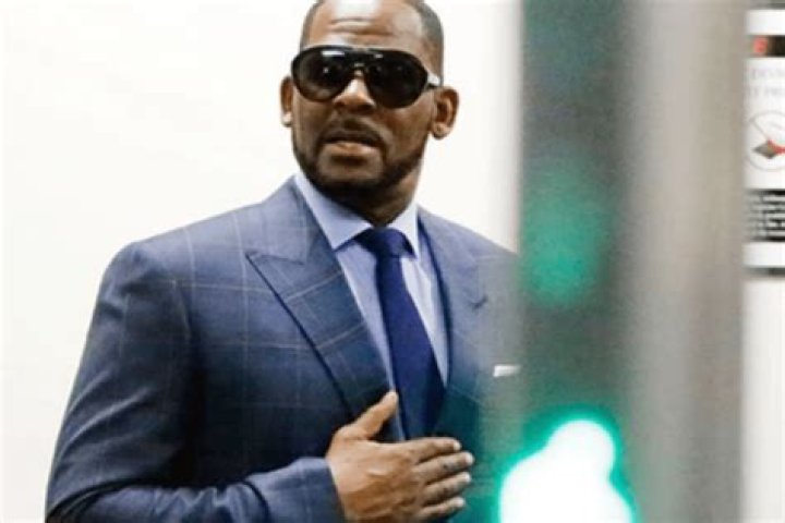 R. Kelly Back In Court Asks For Permission To Perform Concert In Dubai