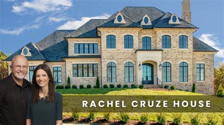 Rachel Hunter house: Where does Rachel Hunter live?